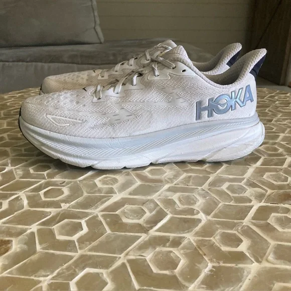 Hoka Mens Clifton 9 Men’s Running Shoe in Nimbus Cloud/Steel Wool (10.5) - Picture 2 of 11